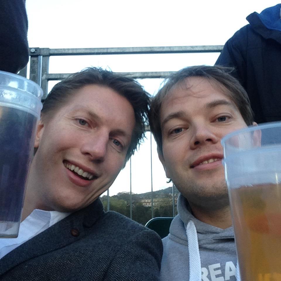 OAMcNamara's tweet image. Massive beers @bathrugby #queue #2pints