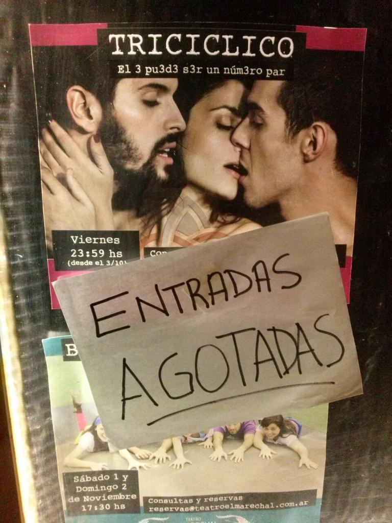 Ayer viernes <a href="/TeatroMarechal/">Teatro El Marechal</a>  #localidadesagotadas#feliz#viernes
No te la podes perder! <a href="/TRICICLICO/">TRICÍCLICO 2014</a> #muchoamor