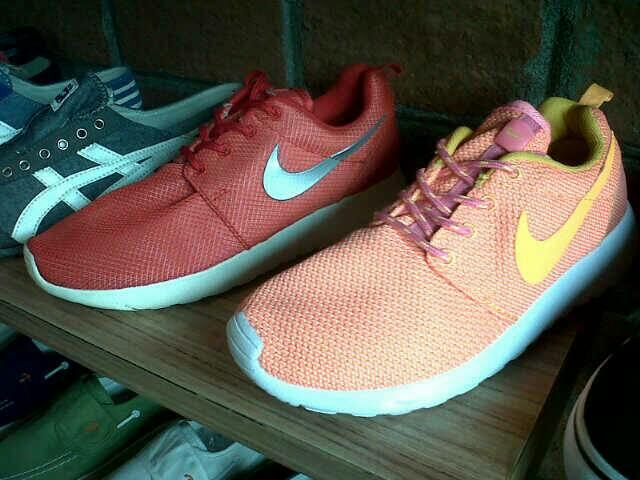 valshn's tweet photo. Nike Rosherun hyp
Ori 850k
Size tanya langsung aja
Line : valshn
Wa : 085707783705
Pin :  7ca35ed8 http://t.co/9IZdQu6kLn