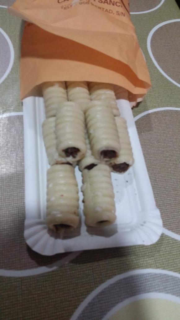Desi_RL_'s tweet photo. Huesitos de santos con @Nieve_RL http://t.co/8Um3Z65m1U