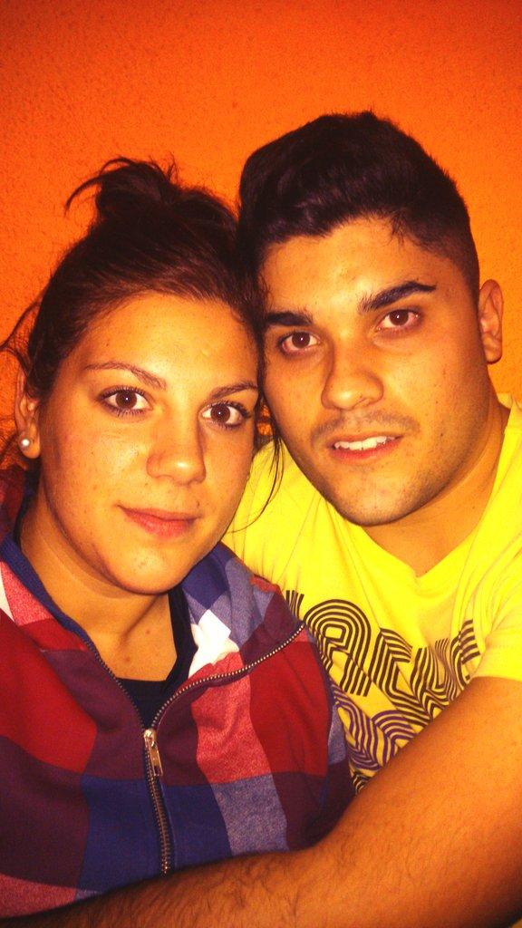 pollito1312's tweet photo. Y otra noxe aqui d nuevo te quiero payaseta @bearamirez25 http://t.co/dm3EWUWmmh
