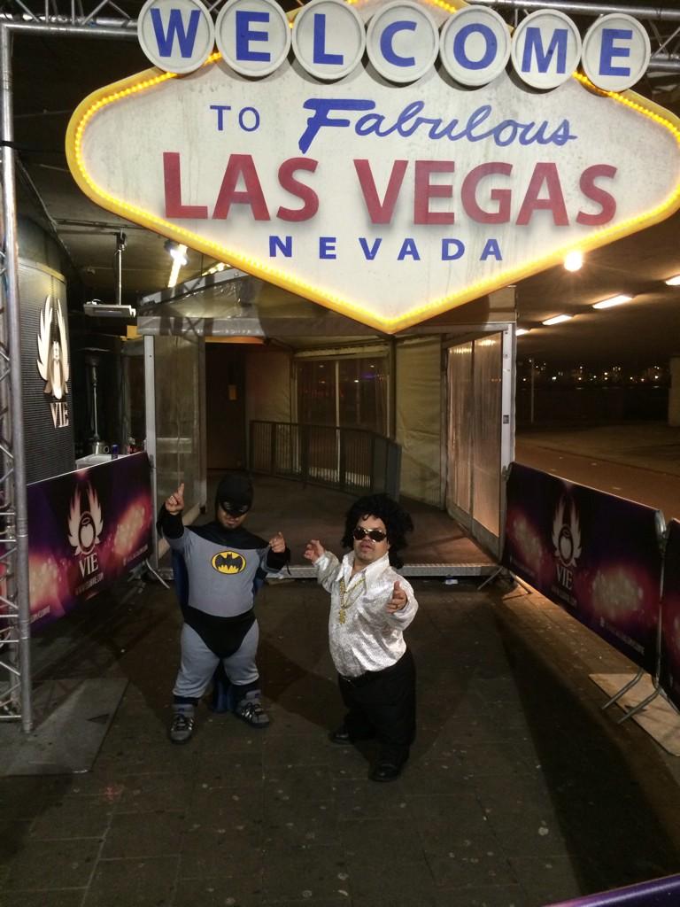 TimelessTweets's tweet image. We zijn er klaar voor!!! Let's get this Vegas party started @ClubVie Rotterdam!! Tot straks. #exclusive