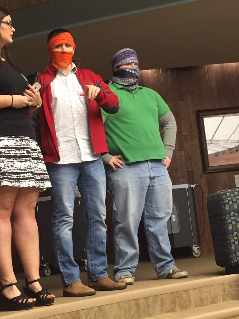 orugcsfox's tweet photo. YNET reporters Kidnapped by ISIS. http://t.co/Zlp1WZ4EU7