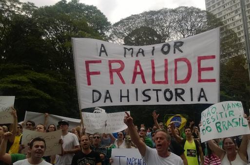 [Mundo Real] Manifestação pede Impeachment da presidente Dilma / Mídia ignora B1YJxpLIAAAJzn8