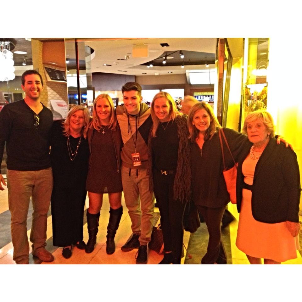 TeddyCoffey's tweet photo. The extended family!! @DanceEmily11 ❤️ http://t.co/Tw7y4PpDsX
