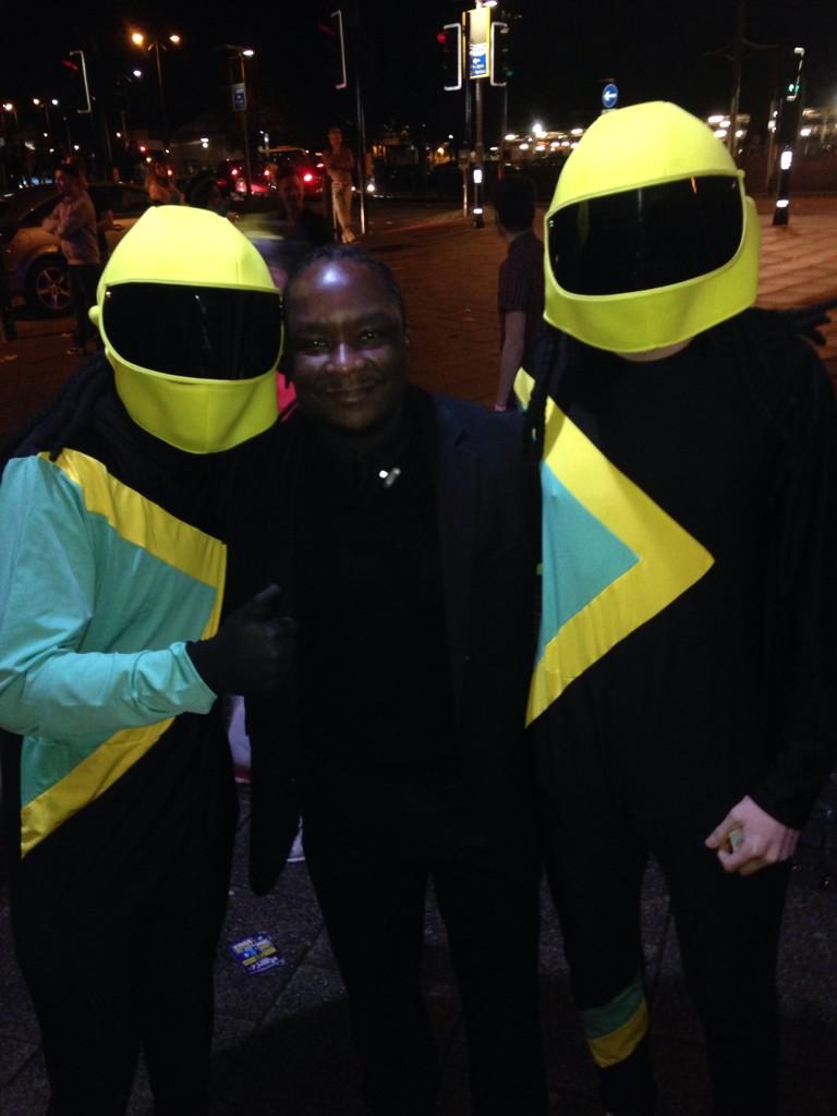 RoutleyLewis's tweet photo. Big Al and the Jamaican bobsleigh team @wh54newport @bigAlnewport #coolrunnings #Halloween http://t.co/Wa29gqZkk7