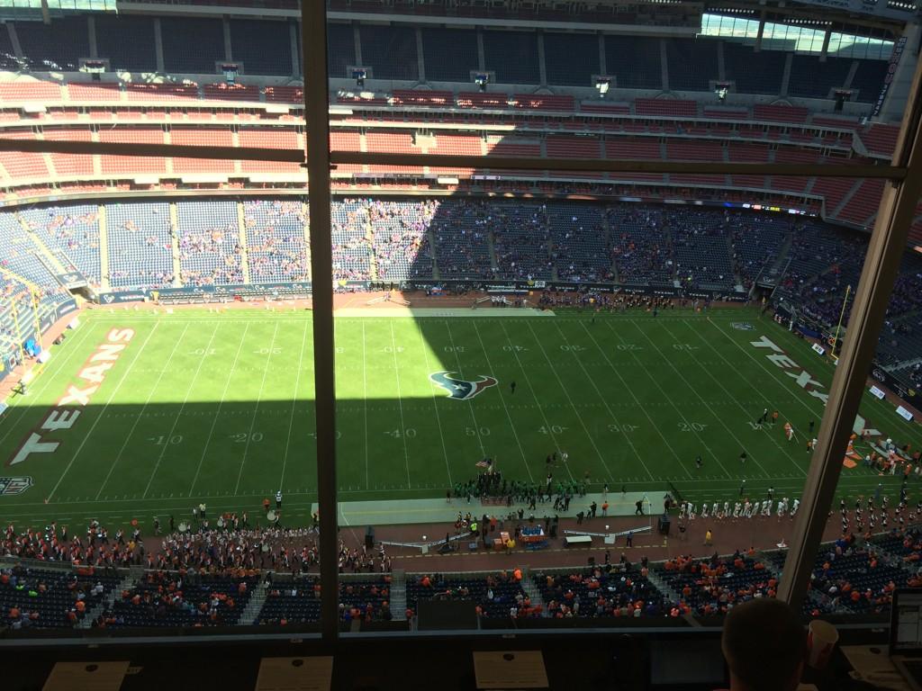 Kyle_Rogers16's tweet photo. View from the pressbox at NRG Stadium for the @BOTPW between @SFA_Football and @BearkatSports. #AxeEn #WeRise http://t.co/eRAbJViRvw