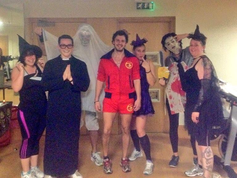 daveed11's tweet photo. Cracking Halloween spin @ virgin active omni. Great job on the costumes!  #Halloween #spin http://t.co/rYV0ycY2Yv