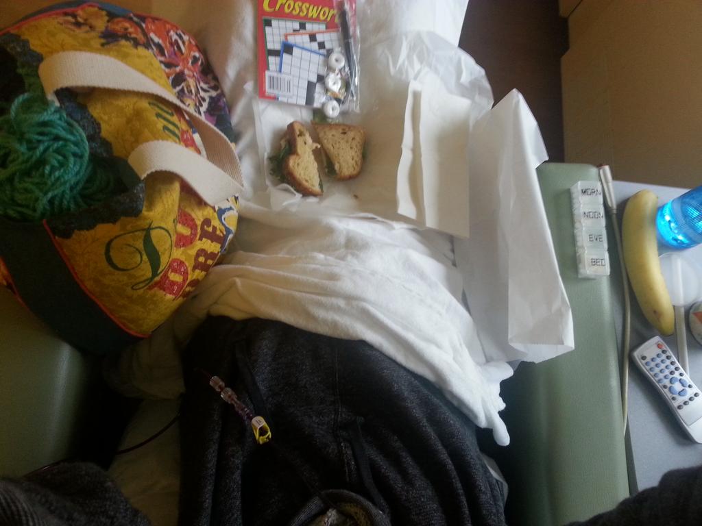 SheChoosesJoy's tweet photo. View of my lap: Hosp sack lunch, meds, water, call button, mints+Crossword (volunteers were here :)
#bloodtransfusion http://t.co/dlvk3wsNDm