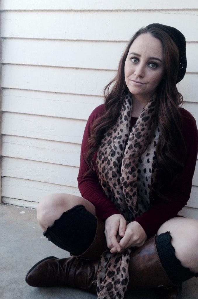 itsTierany's tweet photo. This is what happens when I'm bored... #photoshoot #lol http://t.co/5Gl1FkfN9T