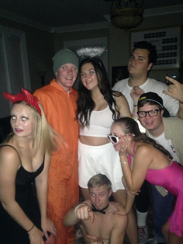 cobyh2953's tweet photo. I would say halloween was a success! Let's have an encore? #october32nd http://t.co/pOEPiwHEMF
