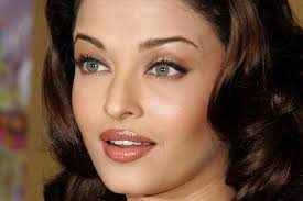  HAPPY BIRTHDAY TO AISHWARYA RAI BACHCHAN! LOTS OF LOVE 