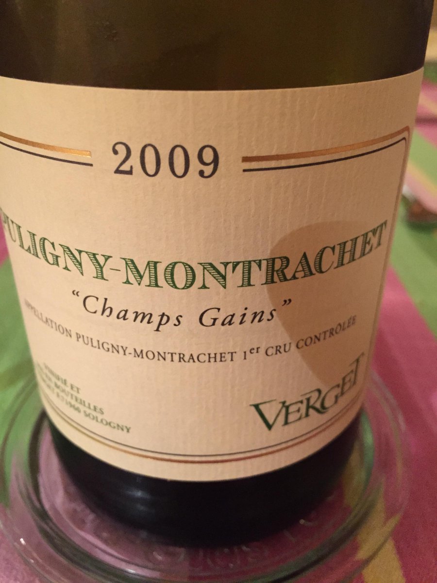 Très joli Puligny-Montrachet “Champs Grains” 2009 de chez #Verget.
On sent bien la patte <a href="/GuffensWine/">Guffens</a>