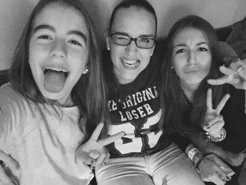 elenamm03's tweet photo. Las adoro!!! Mis pequeñas niñas!!! 💕💕 @majomf_97 @claramf461 http://t.co/YAKoqBZDeC