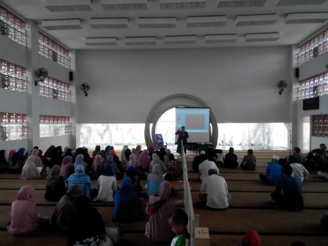 Launching #PejuangSubuh regional BEKASI <a href="/PSBekasi/">Pejuang Subuh Bekasi</a> semoga Allah ridhoi perjuangan kami.