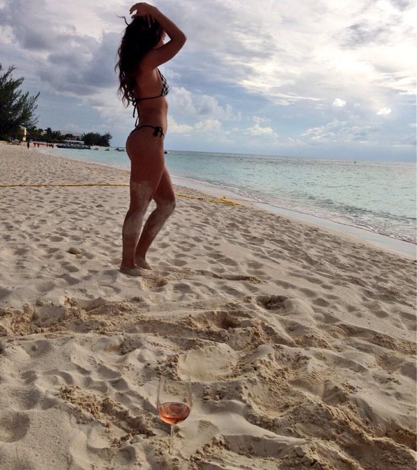 Paradise #CaymanIslands http://t.co/59BBXVq98E
