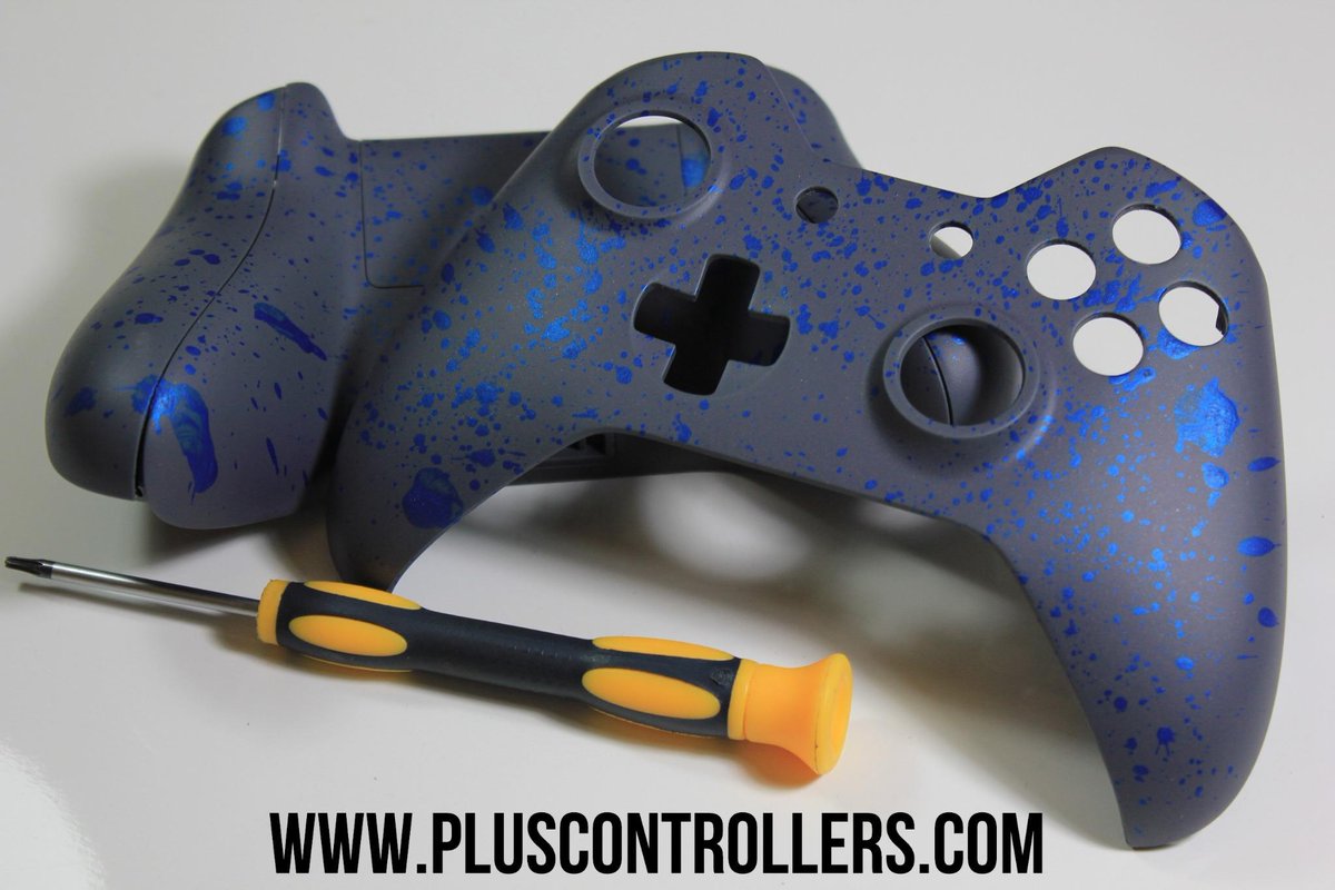 LukaFotus's tweet photo. #GIVEAWAY! Rubberized Sweat Proof Matte Grey Xbox One Shell with Blue splatter! RT &amp; Follow @officialcplus to enter!! http://t.co/XZKD80X47P