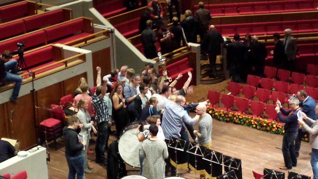 SimpleSoundX's tweet image. Bedankt!! “@BlaastdeBazuin: Felicitaties voor brassband @DeBazuinOenkerk met hun nationale titel op het @nbk2014! http://t.co/6axOYR4TF6”