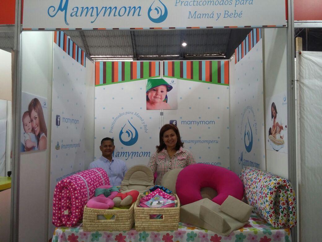 En #expomaternidad compartiendo con <a href="/MamasBlogueras/">Mamas Blogueras</a>  del #peru
