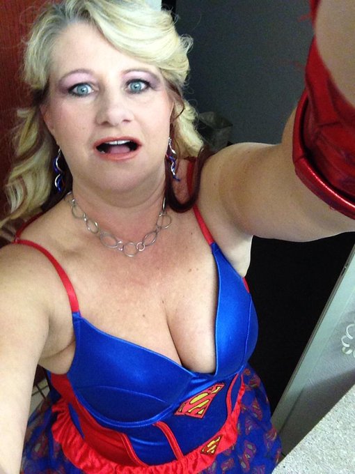 Party http://t.co/nVqa0Gzn0A<a href="/tag/girlfriend"class="tags"><span>#girlfriend</span></a>