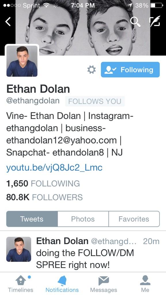 aTeenageSoul's tweet photo. BAE FOLLOWED MY PERSONAL HOLY FUCKIN SHIT http://t.co/Rw1Po35P1Y