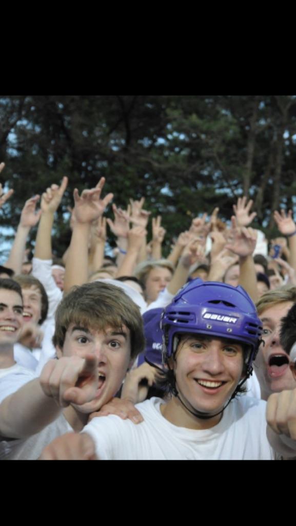 liamnewcomer11's tweet image. Gonzaga lost a good one today. We will never be the same. Love you Dom #AMDG #EaglesFlyHigh #RIPDom