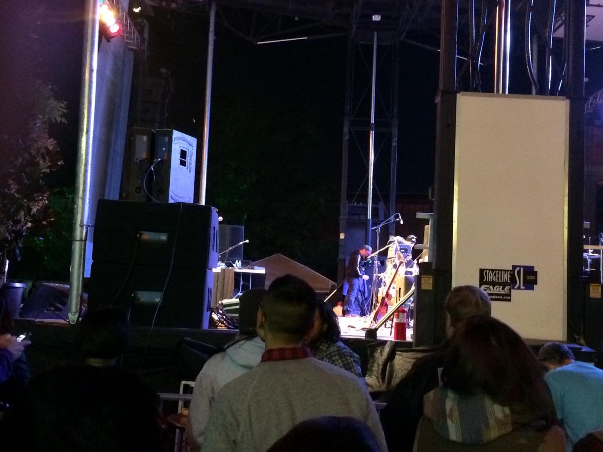 favtshirt's tweet image. started from the bottom now we here, @mrchrisconner. Cake. t-minus 15 min.  #Yipeee