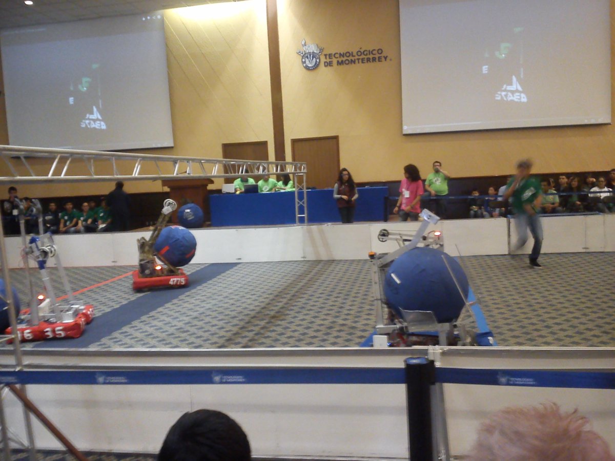 JimeHatesYou's tweet image. Gran día, grandes momentos; Tezcatlipoca.
#GoAztech #OMGRobots #FIRSTDayMéxico #4775 #FAMILY