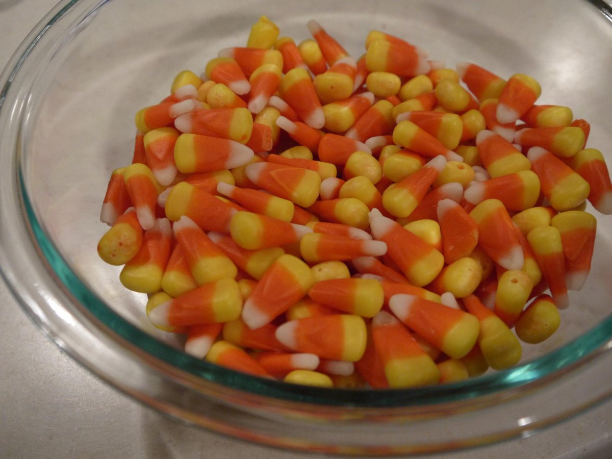 CleanPl8's tweet image. How to get rid of all that #candycorn : Homemade Butterfingers #Halloween #candyhangover wp.me/pBcj0-dX