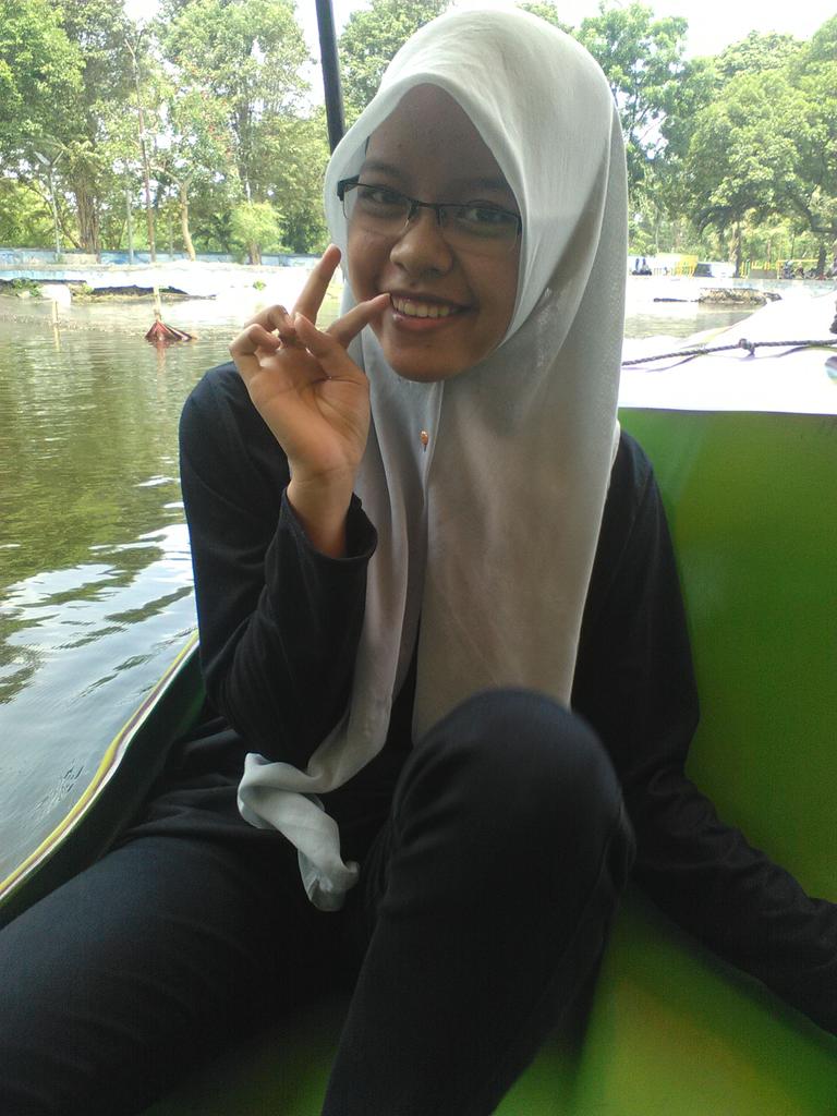 mayrizka1705's tweet photo. Sunday ;) :D http://t.co/aQzfOPUt8j