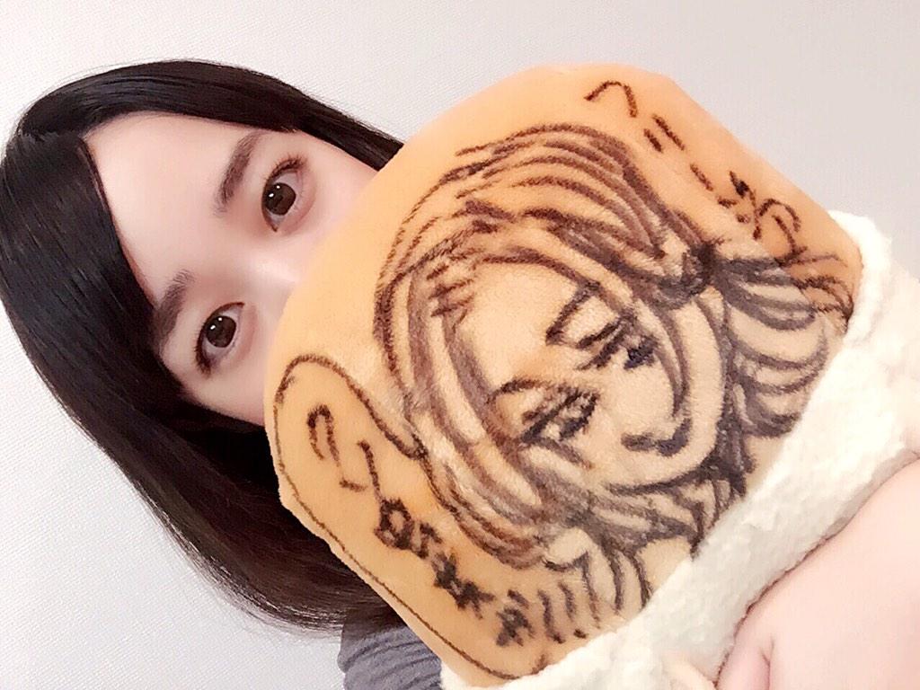 潘めぐみ Megumi Han 七つの大罪 をご覧頂き感謝です ディアンヌよって呆気なく踏み潰されたフリージア 絶世の美女である事は明かされませんでしたが 先日 打ち入りがあり 原作者の鈴木央先生がぬいぐるみに彼女の素顔を描いて下さいました 本邦