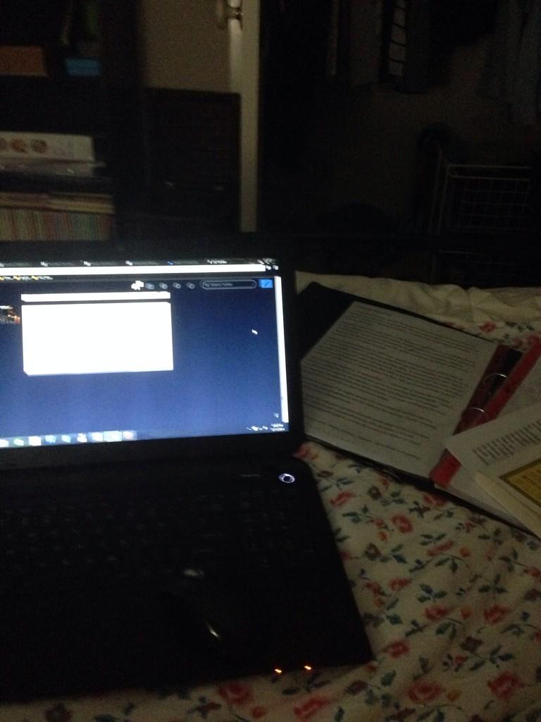 DainaFuller's tweet image. Having so much fun with my homework. #procrastination #ontumblr