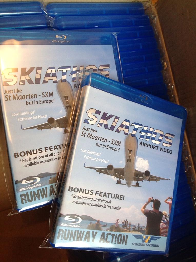 AviationPhotos's tweet photo. Skiathos Airport video is shipping daily. Amazing Low Landings and extreme jet blast! #AvGeek #airport #Skiathos http://t.co/aUT2SfJKCS
