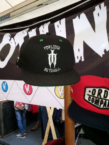 hellohellxprnc's tweet photo. Available SnapBack hellohell at Kisi Fest Gor padjadjaran Bogor #standVoltageCloth #kisifest #sayheyforhell http://t.co/oBfDZAKrwi
