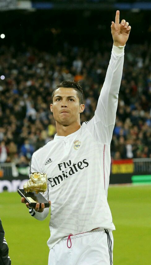 FaktaRMCF's tweet photo. Cristiano Ronaldo &amp; Golden Boot 2013/14. http://t.co/ACymISlt2e