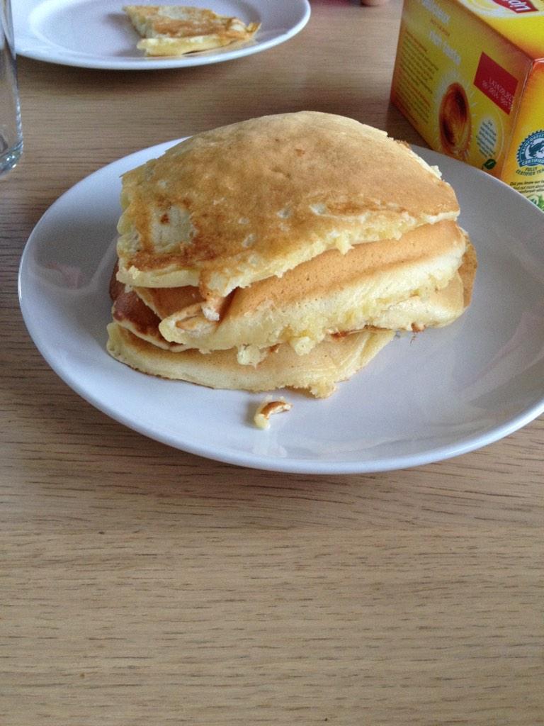 olembach's tweet photo. Farsdag med svela te frokost! 👌@kjellenbigset http://t.co/0STs7YHRxV