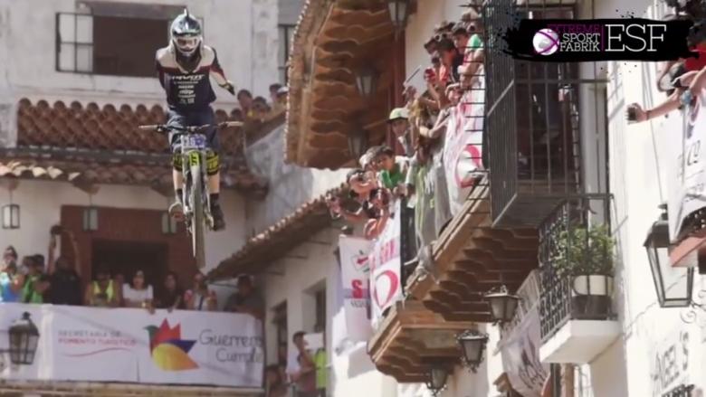 VitalMTB's tweet photo. Pure gold from the city of silver - it's the @citydownhill1 Taxco Urban DH event recap banger! http://t.co/bs4b7xPWEu http://t.co/oebIeB6EV3