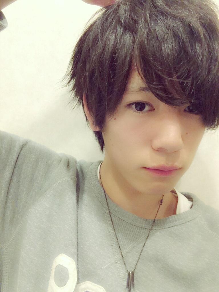 内藤秀一郎 明日髪型マッシュにするよん Oo マッシュっぽくか Http T Co D0dmxuikqx