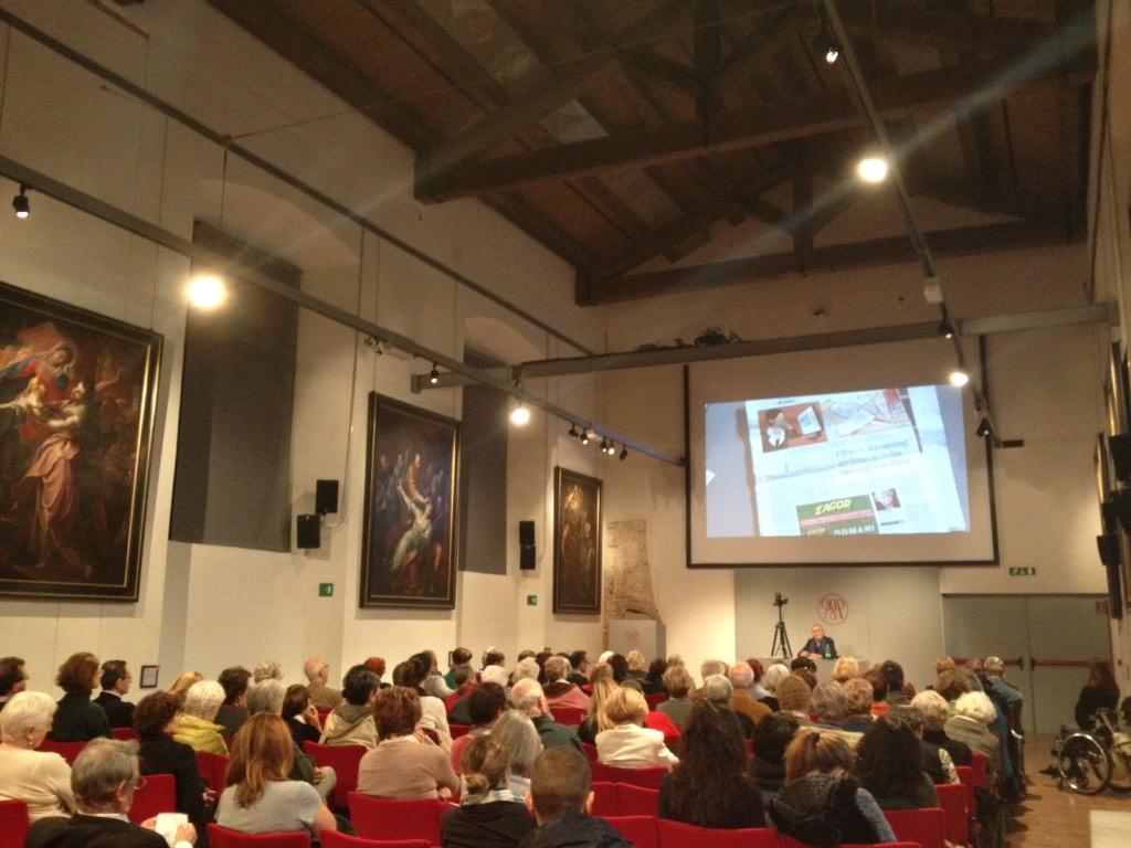 CorsiCorsari's tweet photo. Oggi parliamo di libri, digitali e non. Con Ranieri Polese #lamianotiziadelgiorno http://t.co/QY1p39a1FJ
