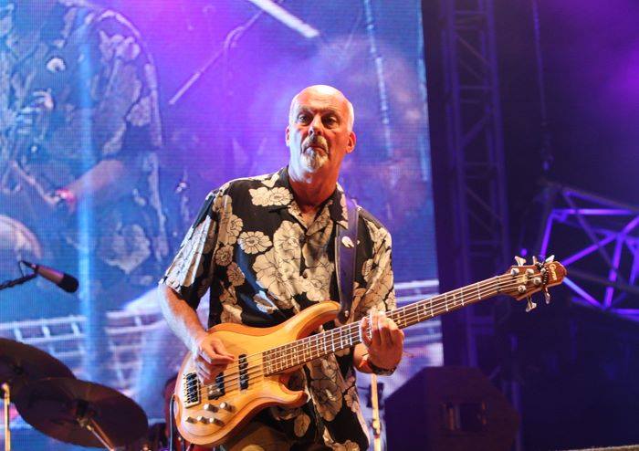                          Happy birthday,Dave Pegg!
 