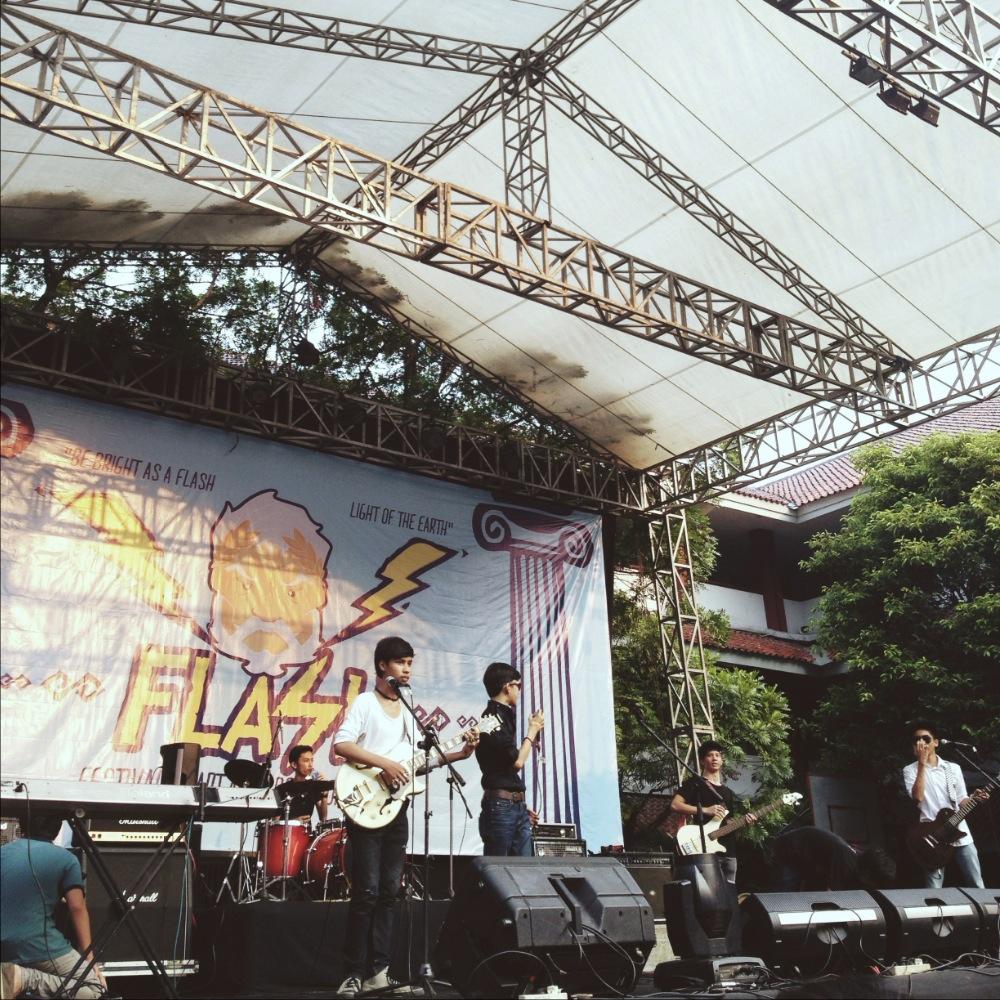 NineteenCupV's tweet photo. Thank you @EnDestination :) http://t.co/B6IJxAc2ot