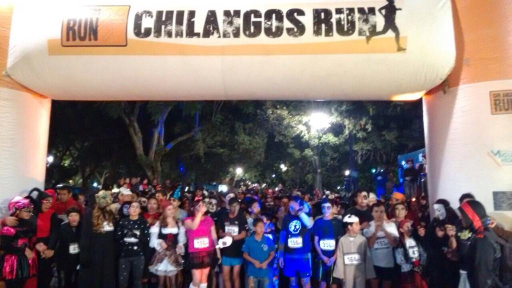 uliseslabrador's tweet photo. Muy buena carrera 2a edición de #MueroPorCorrer de @chilangosrun en @delegacionMH en medio de ambiente muy familiar http://t.co/eFlWGBz9vT