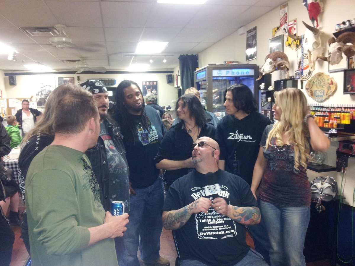 rnrtv's tweet photo. rnrtv @ Deville Ink 5 year anniversary with Korupt, Ghost of war, Kelly bell band http://t.co/XVgBGxXmDY
