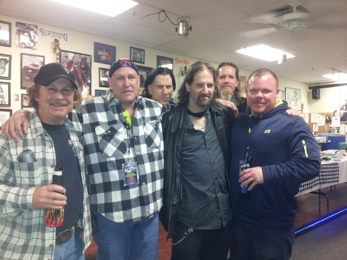rnrtv's tweet photo. rnrtv @ Deville Ink 5 year anniversary with Korupt, Ghost of war, Kelly bell band http://t.co/XVgBGxXmDY