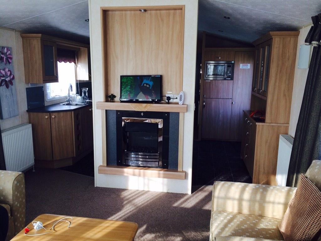 DvineBreaks's tweet photo. silver +, Sheraton HolidayHome-Park Resorts ,Camber Sands. Now taking bookings for Dec 2014. http://t.co/lbqAQqkdlZ