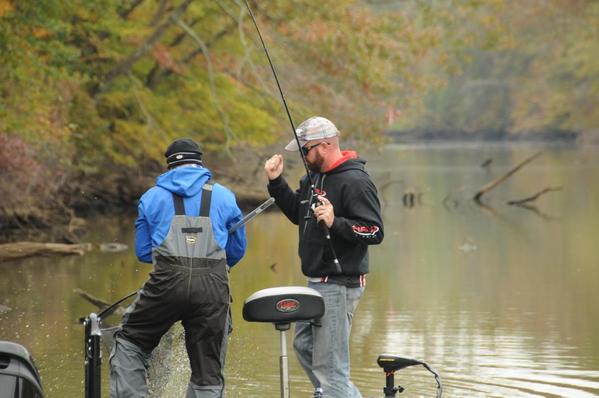HP_Fishing's tweet photo. Number three for Kapiton (via @FLWFishing) http://t.co/Vc8E00KqpK