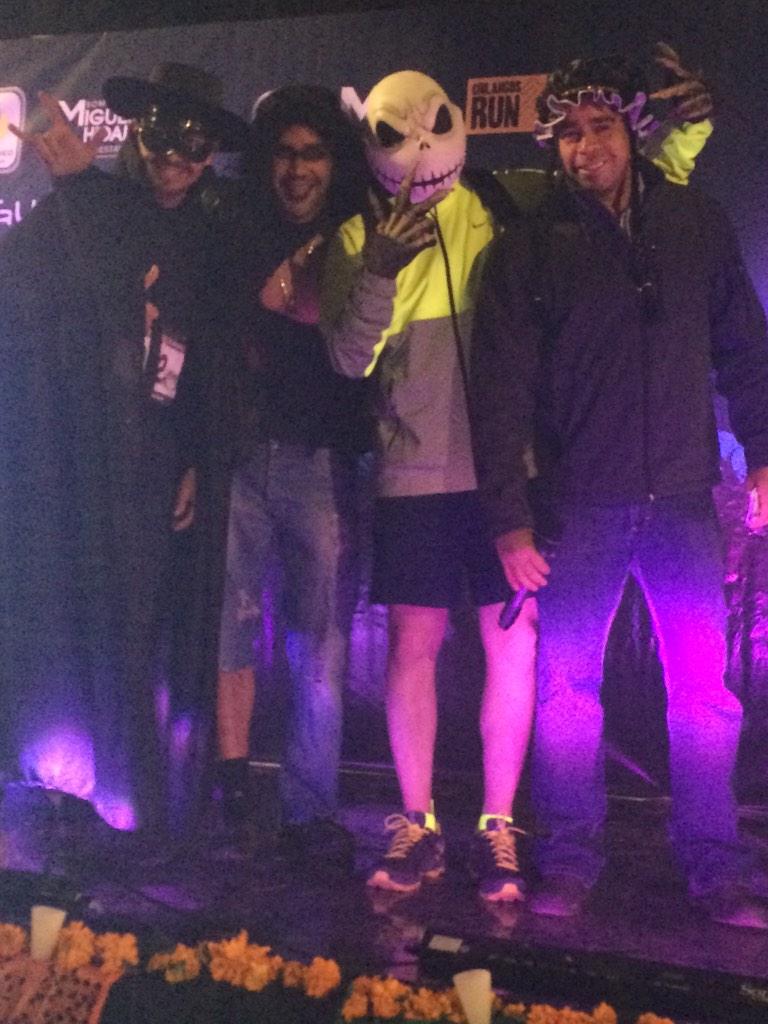 chilangosrun's tweet photo. #MueroporCorrer 2da Edición, excelente ambiente. Gracias @HoraciodelaVega por acompañarnos. http://t.co/AKXTYlc733