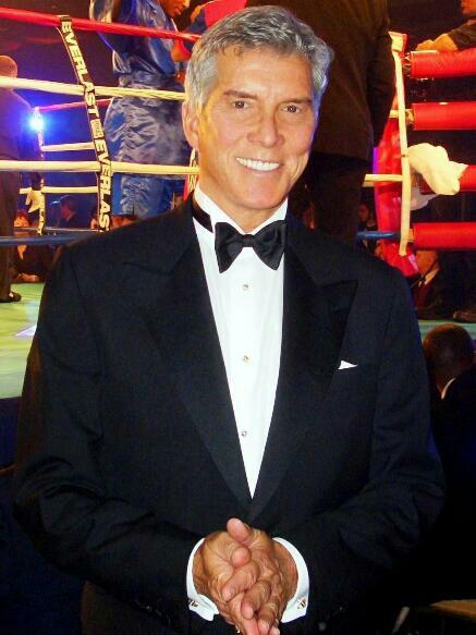 Happy 70th Birthday to Hall of fame announcer Michael Buffer. 