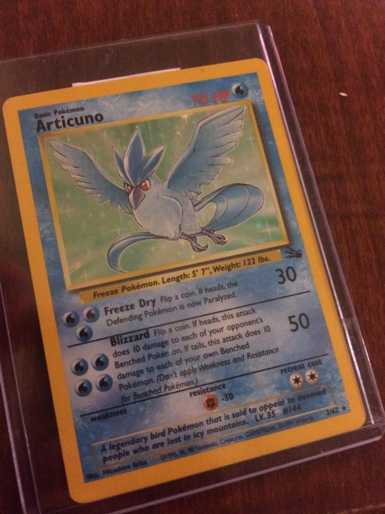 how to tell if it's a first edition pokemon card Pokemon Fossil - Articuno -17/62 main image 1