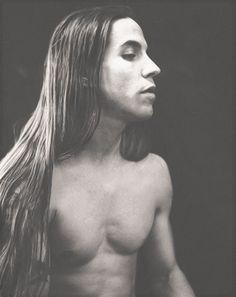 Happy birthday to my identical hair twin Anthony Kiedis! 